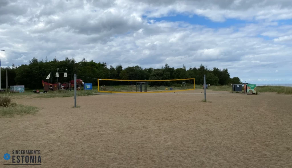 Zona de Juegos de la Playa de Pikakari en Paljasaare, Tallin